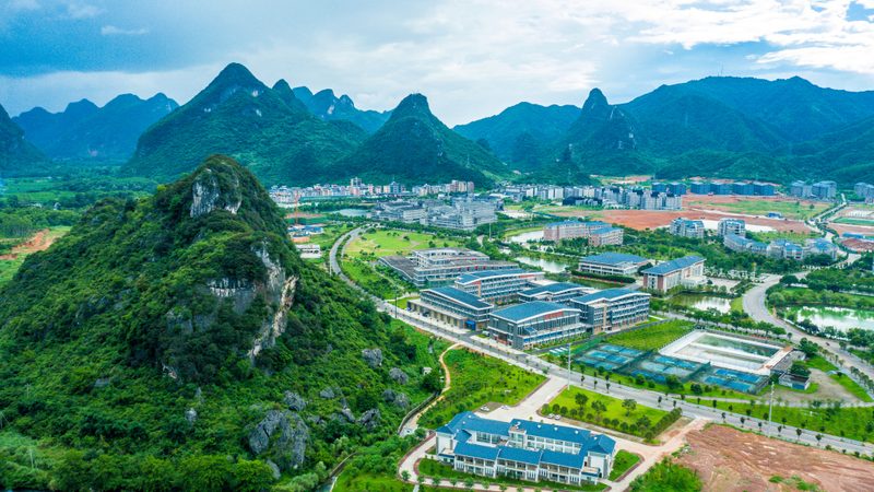 深圳优质连接器供应商：揭秘连接器选型的关键要素