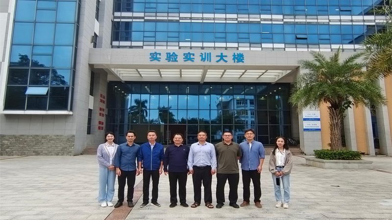 铝基板：揭秘其材质分类与广泛应用**